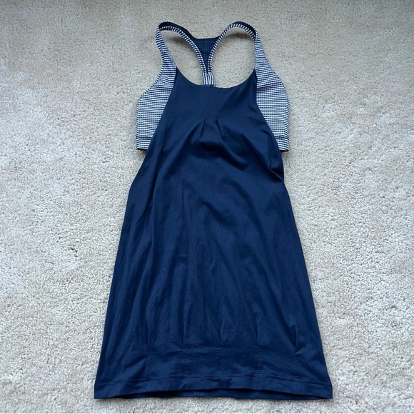 Lululemon Athletica Practice Freely Tank in Navy White Gingham - Size 4 - EUC - Picture 2 of 6